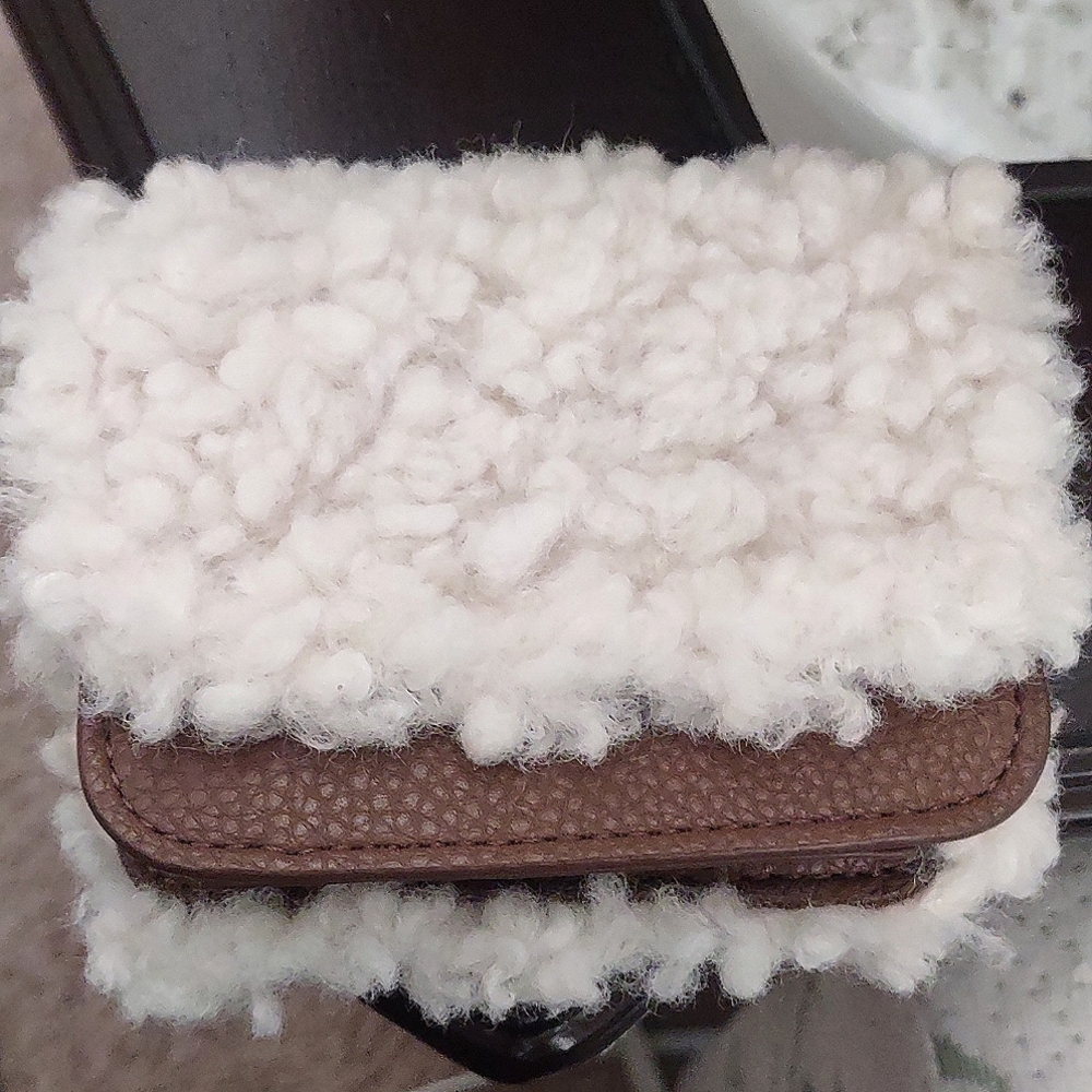 ASPEN Reversible Leather & Shearling Carryall Tote & Wallet - Picture 7 of 17